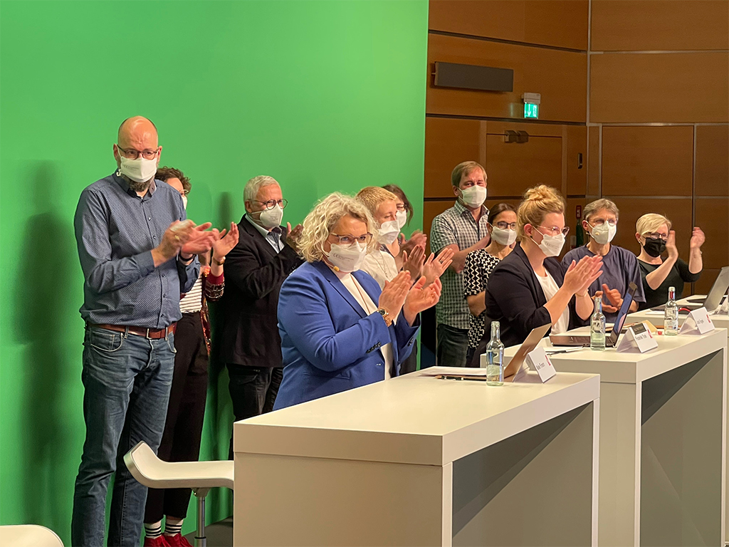 <br/>Abschied vom ersten digitalen Gewerkschaftstag der GEW NRW. Alles zu den Diskussionen und Beschlüssen gibts nachzulesen unter gew-nrw.de/gewerkschaftstag.